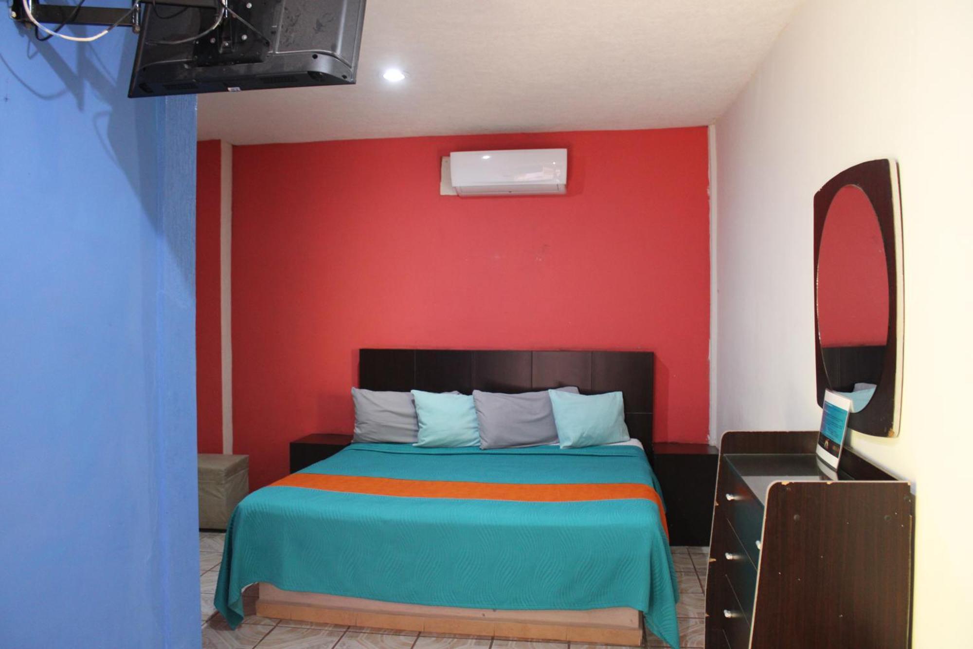 Hotel Guaranducha Inn Campeche Room photo
